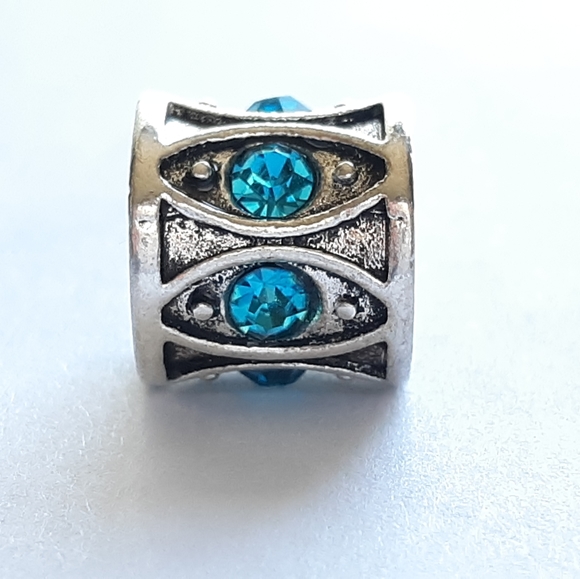 Charm - Picture 4 of 4